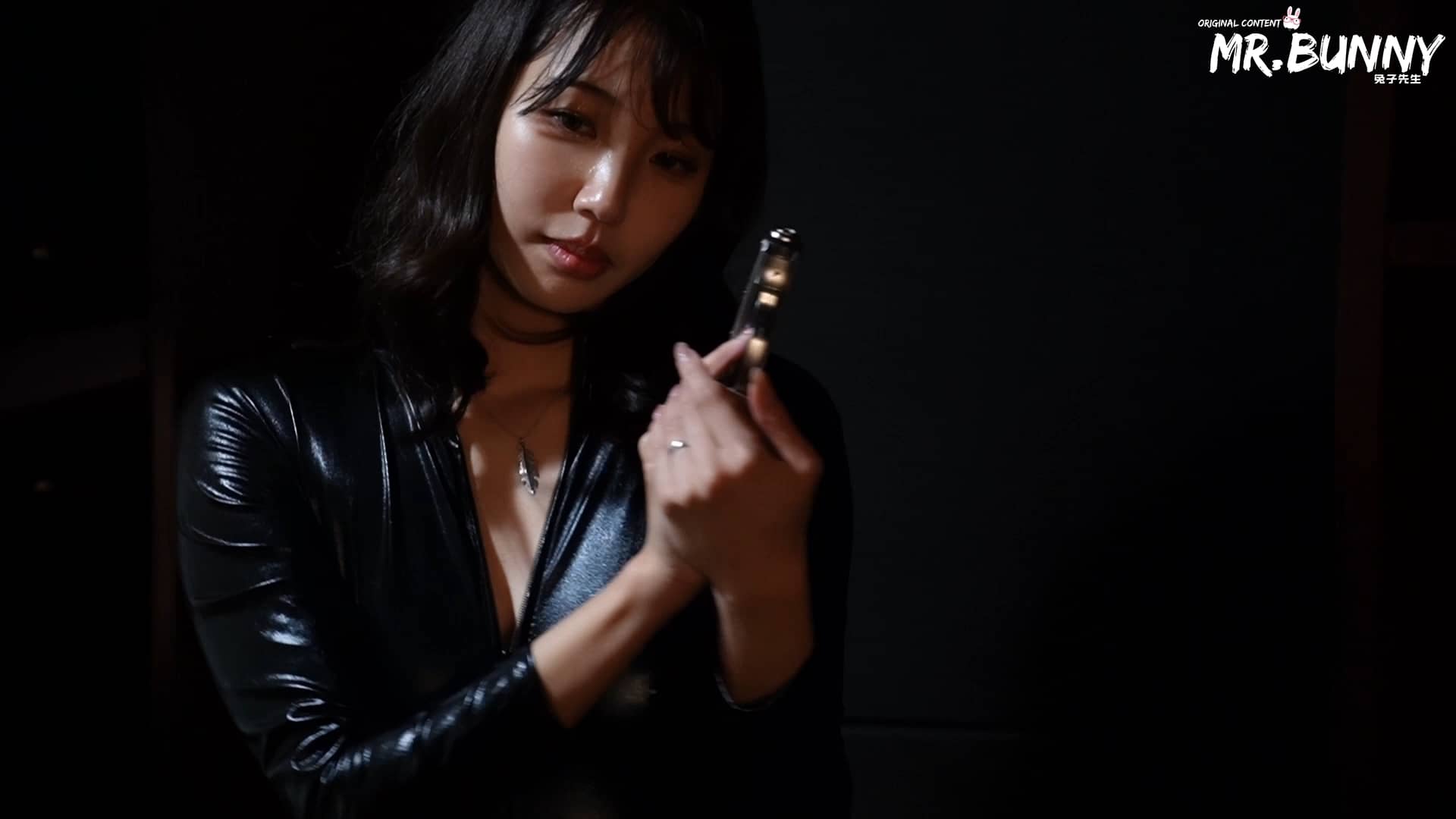 Female investigator who sneaked into the casino screenshot 4